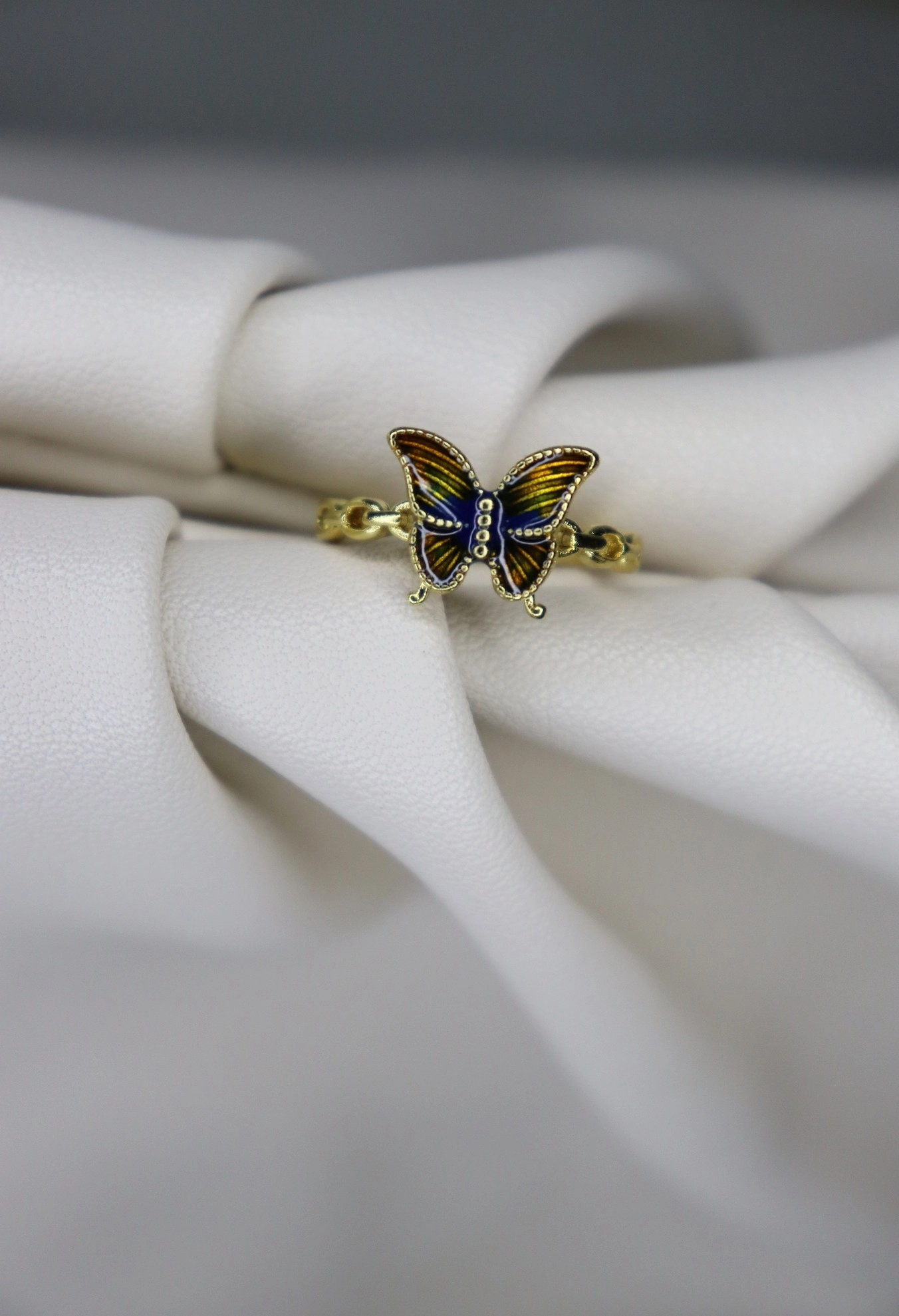 Kelebek Tasarımlı 22 Ayar Altın Kaplama Yüzük