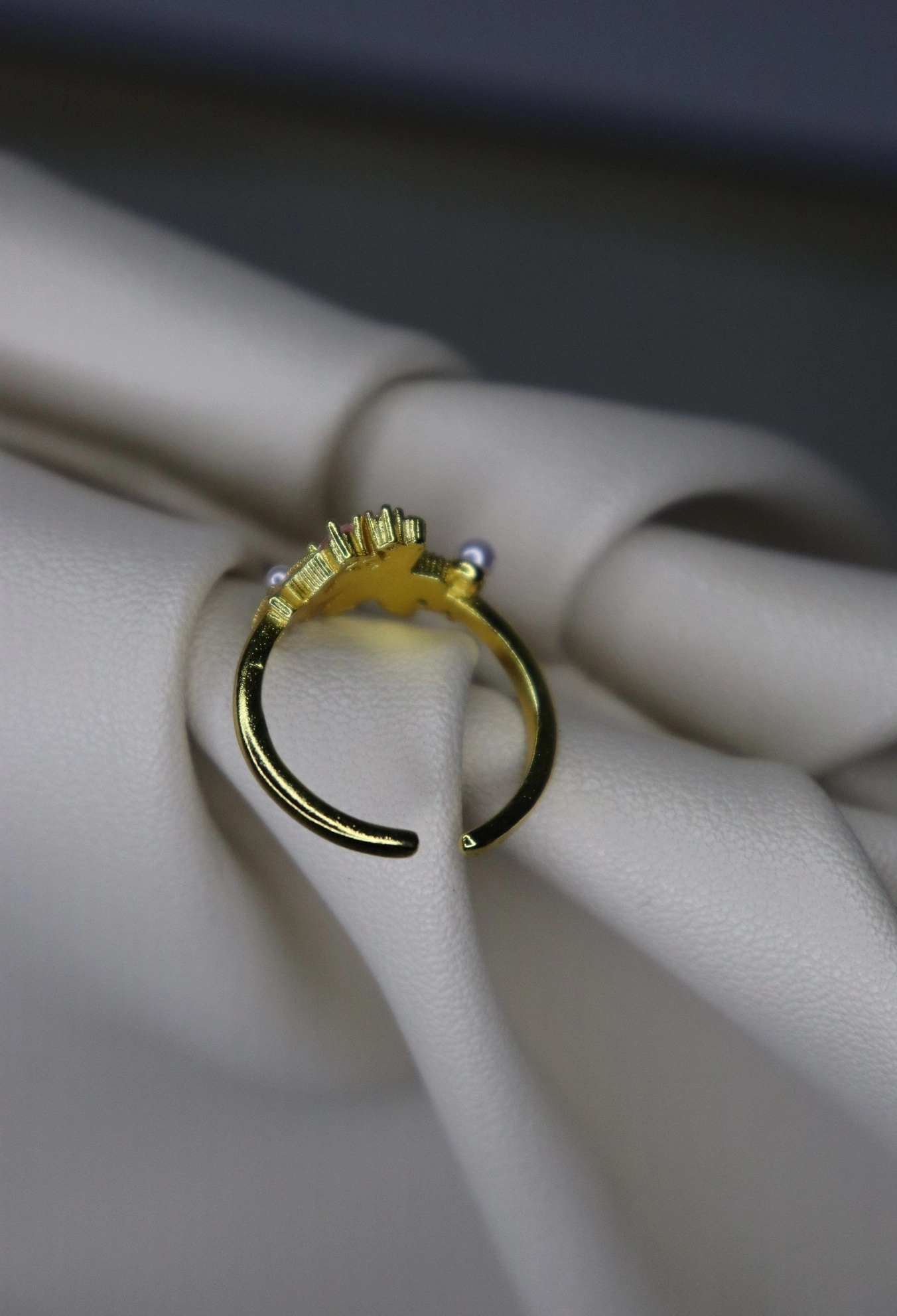 Ocean Pearl – Altın Kaplama İncili ve Taşlı Yüzük