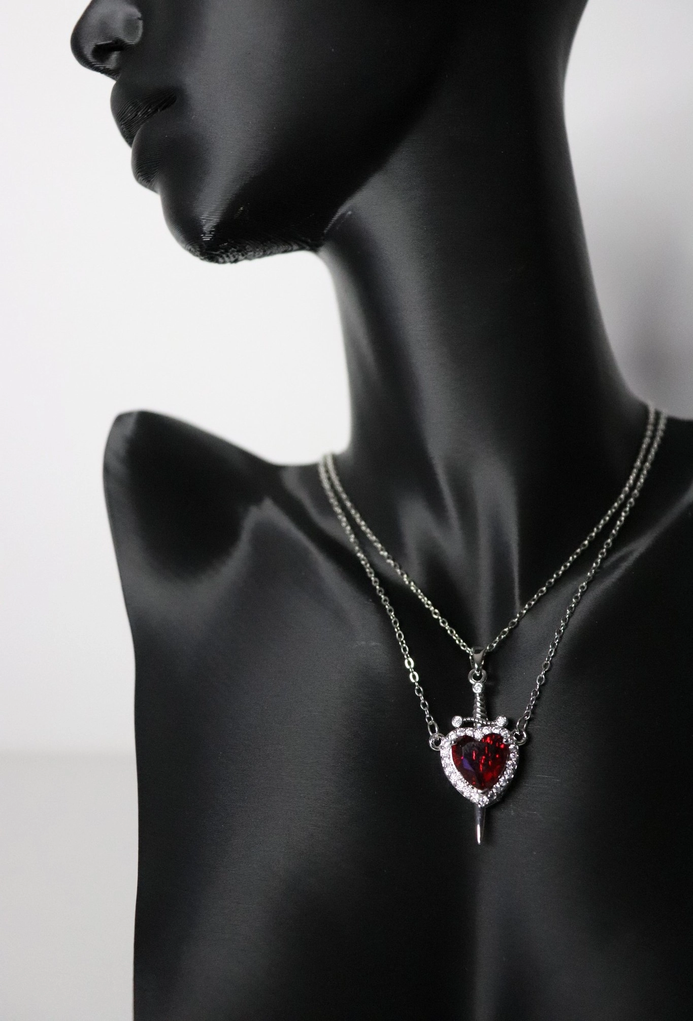 Kalp ve Kılıç Çift Kolye