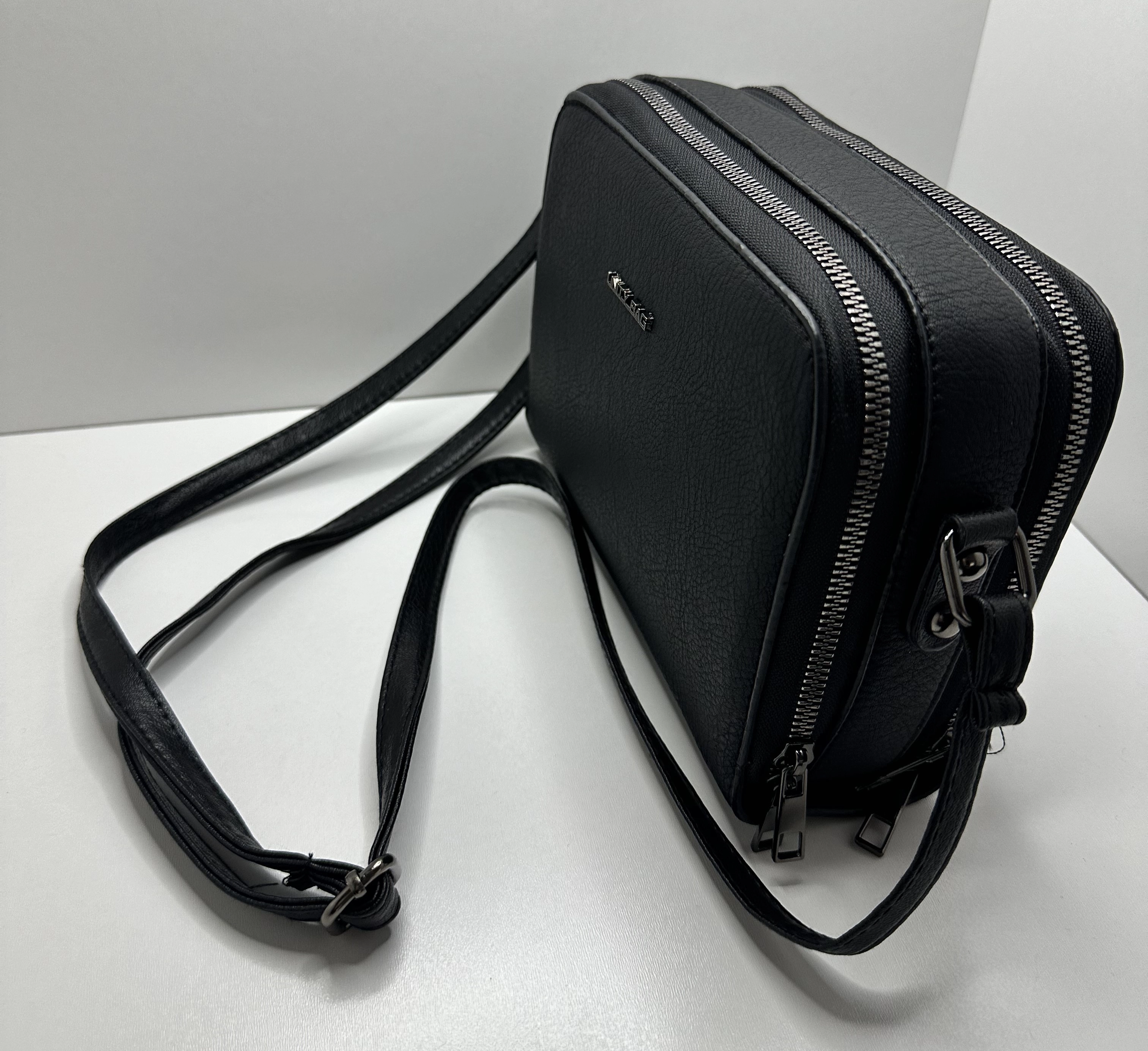 Kadın Çapraz & Omuz Çantası | Çift Fermuarlı Dokulu Model – Hecge