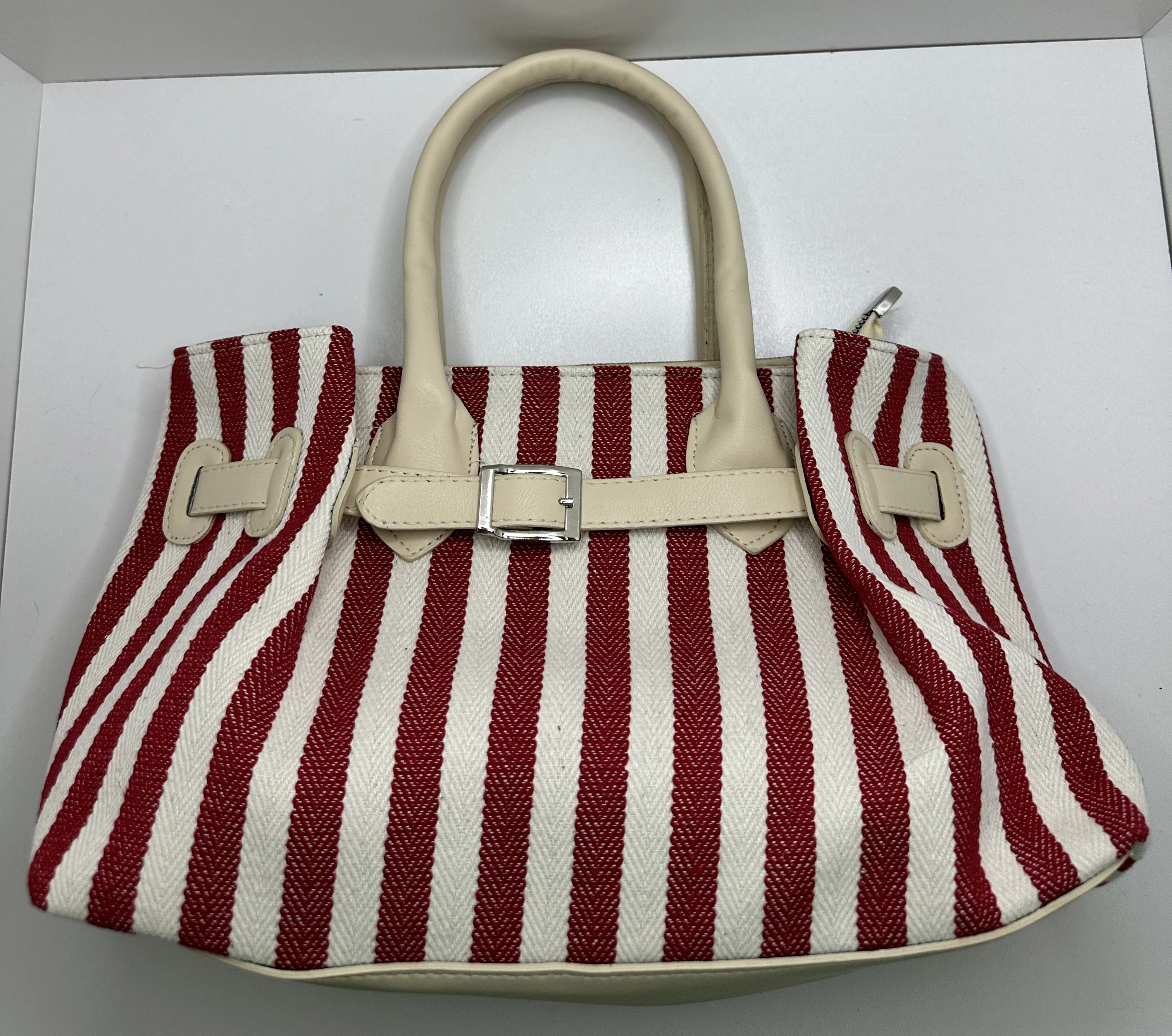 Kanvas Kadın El Çantası | Astarlı, Fermuarlı, Hafif ve Şık Tasarım