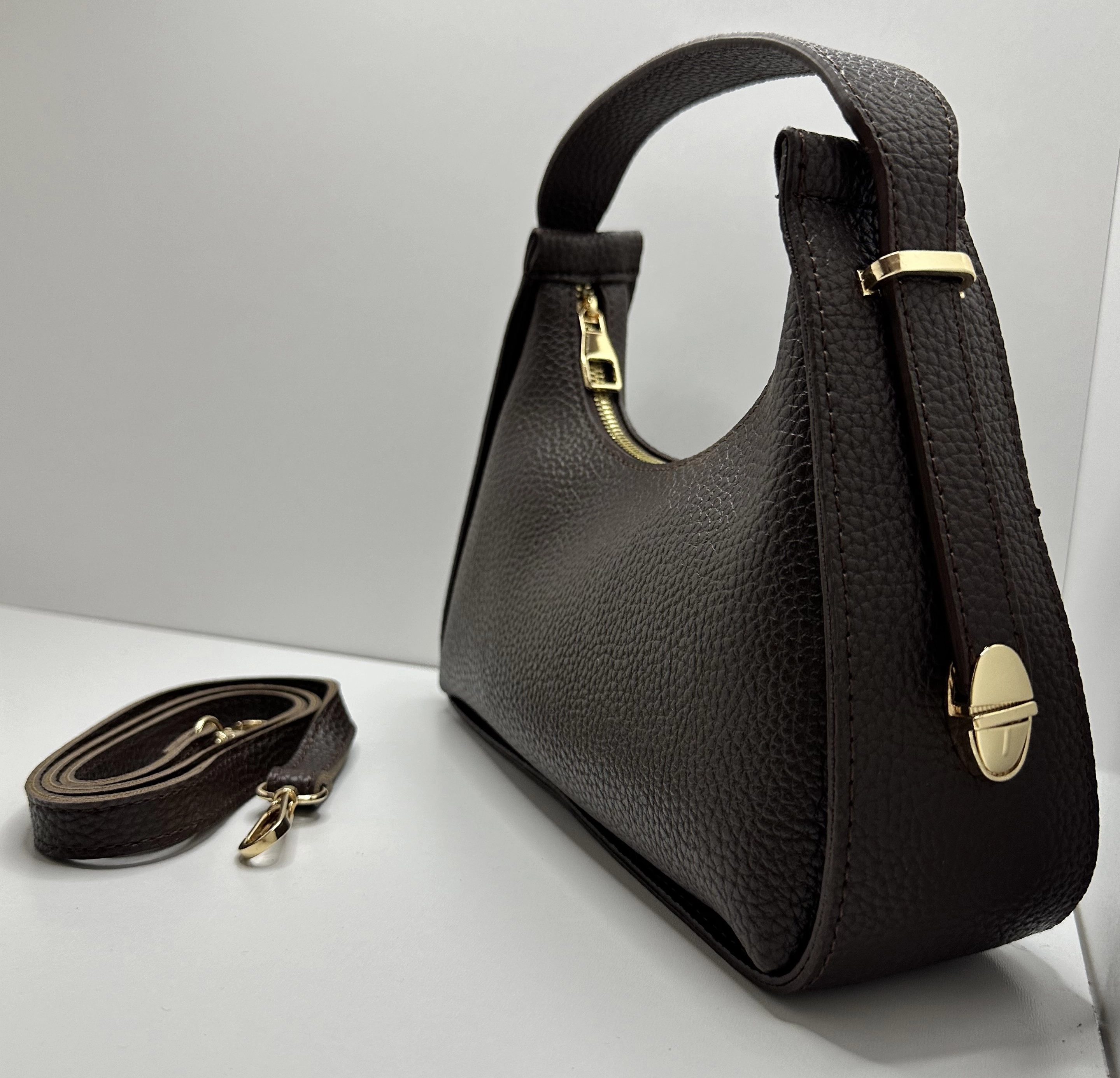 Kadın Küçük Boy Omuz Çantası | Fermuarlı ve Şık Tasarım