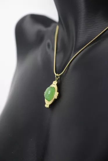 Retro Yeşil Taşlı Gold Zincir Çelik Kolye