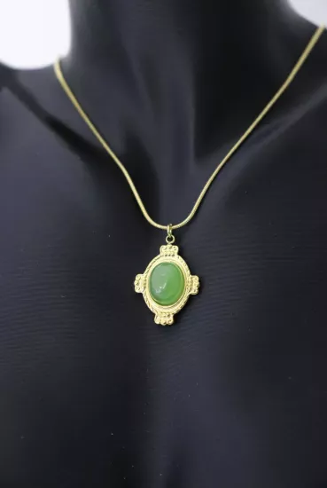 Retro Yeşil Taşlı Gold Zincir Çelik Kolye