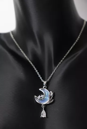 Ay Kelebek Model Sedefli Saydam Zirkon Taşlı Çelik Kolye