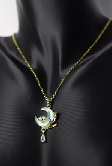 Ay Kelebek Model Altın Sedefli Saydam Zirkon Taşlı Çelik Kolye