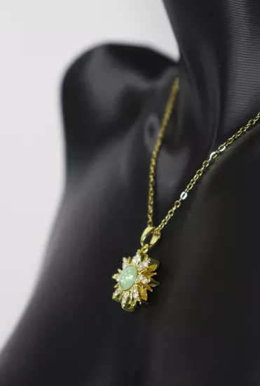 Gold Zincir Opal Taşlı Güneş Çelik Kolye