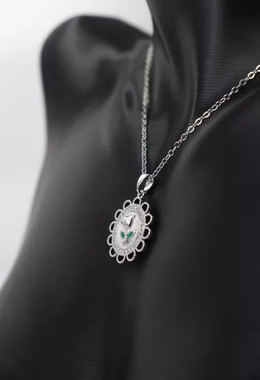 Gümüş Renk Vintage Gül Tasarım Kolye