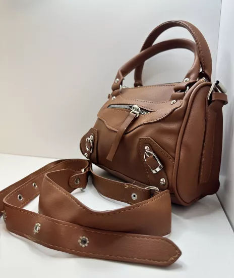 Deri Görünümlü Kadın El ve Omuz Çantası