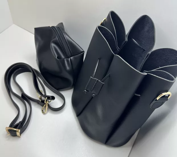 Büzgülü Suni Deri Omuz Çantas