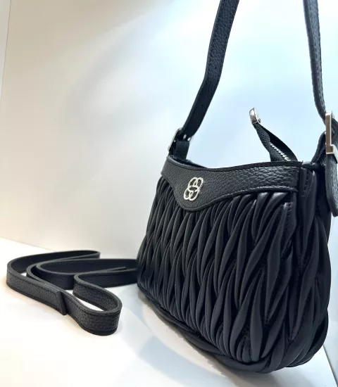 Kadın Suni Deri Omuz ve Çapraz Çanta | Şık Büzgü Dokulu Model – Hecge